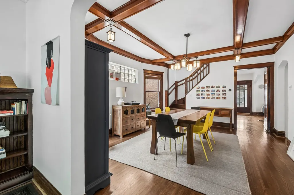 5227 West Berteau Avenue Chicago IL 60641