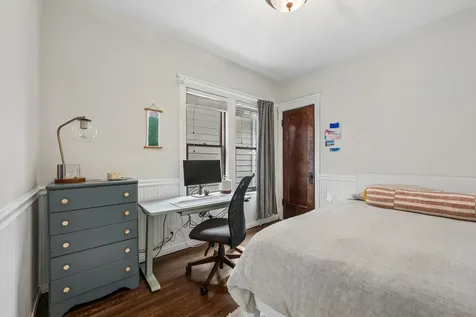 5227 West Berteau Avenue Chicago IL 60641