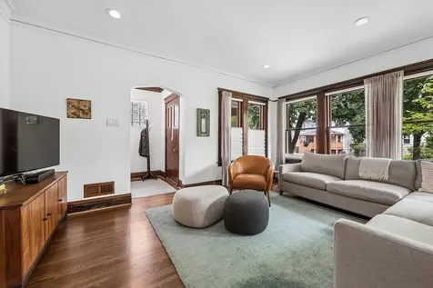 5227 West Berteau Avenue Chicago IL 60641