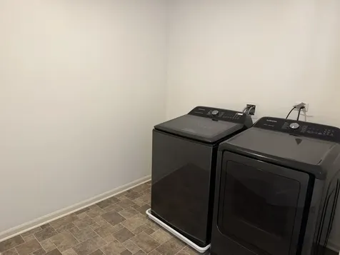 345 Hemlock Lane Oswego IL 60543