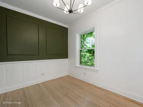 2138 West Cornelia Avenue Chicago IL 60618