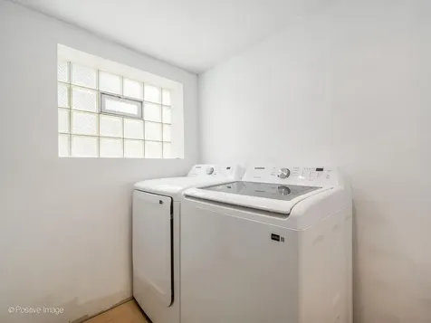 2138 West Cornelia Avenue Chicago IL 60618