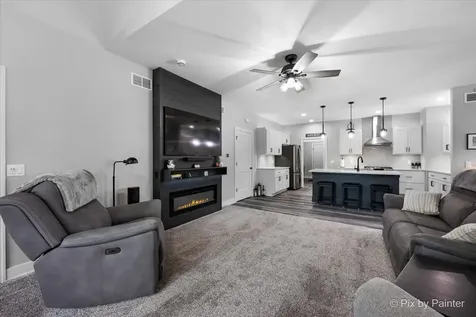 2 Briden Lane Sycamore IL 60178