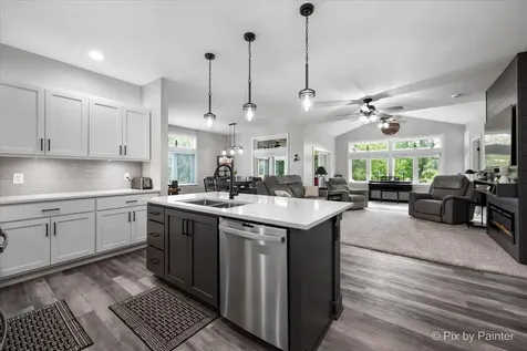 2 Briden Lane Sycamore IL 60178
