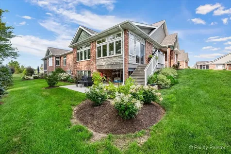 2 Briden Lane Sycamore IL 60178