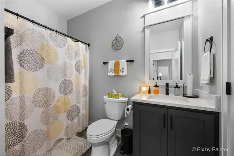 2 Briden Lane Sycamore IL 60178
