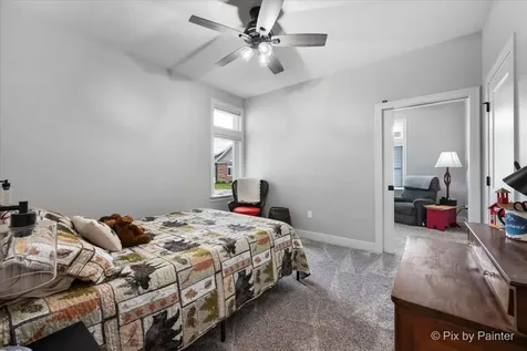 2 Briden Lane Sycamore IL 60178