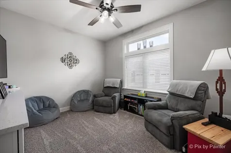 2 Briden Lane Sycamore IL 60178