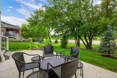 2 Briden Lane Sycamore IL 60178