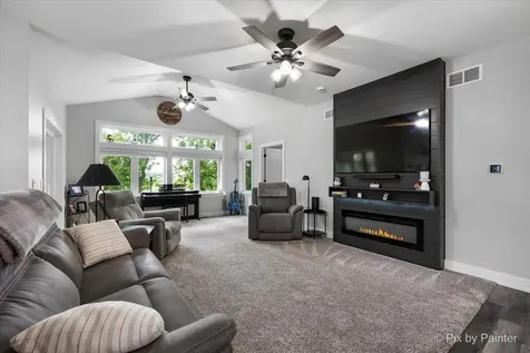 2 Briden Lane Sycamore IL 60178