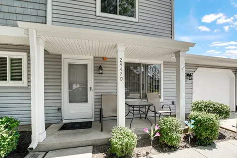 2442 Brunswick Circle Woodridge IL 60517