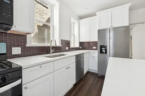 1446 West Catalpa Avenue Chicago IL 60640