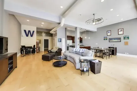 1760 West Wrightwood Avenue Chicago IL 60614