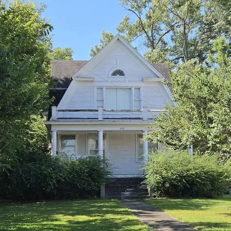 522 East Main Street Benton IL 62812