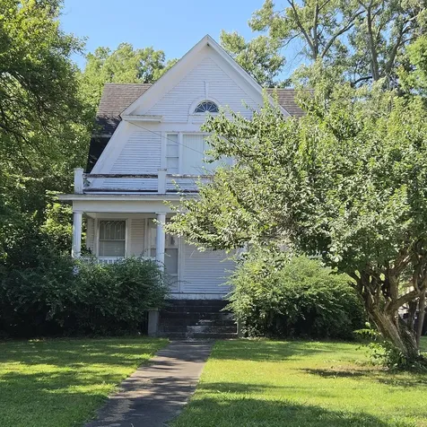 522 East Main Street Benton IL 62812