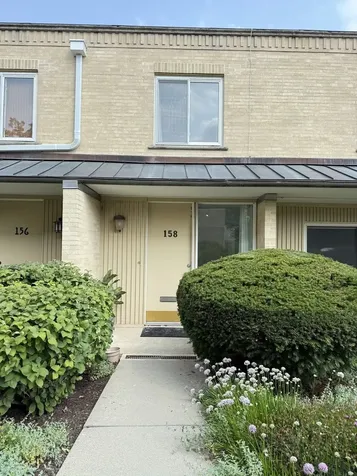 158 Green Bay Road Glencoe IL 60022