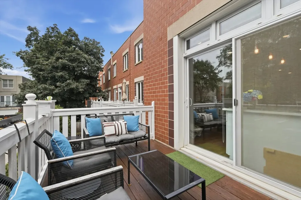 1437 South Plymouth Court Chicago IL 60605