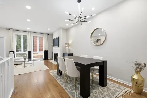 1437 South Plymouth Court Chicago IL 60605