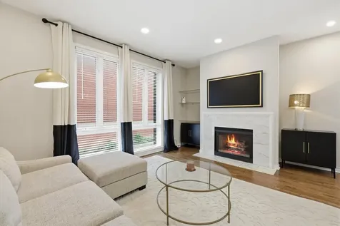 1437 South Plymouth Court Chicago IL 60605