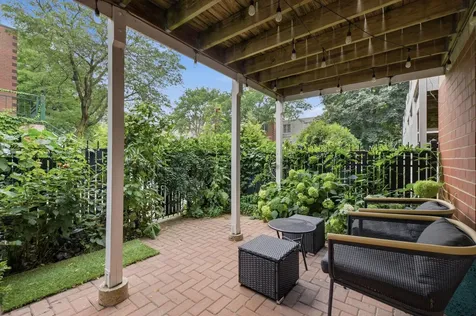 1437 South Plymouth Court Chicago IL 60605