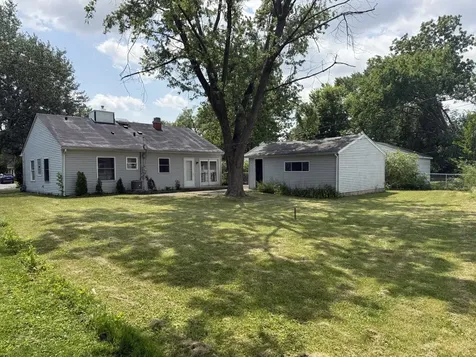 3420 Greenbriar Drive Glenview IL 60025