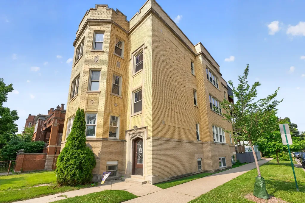 1101 South Oak Park Avenue Oak Park IL 60304