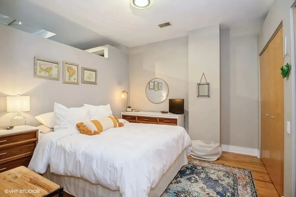212 West Washington Street Chicago IL 60606