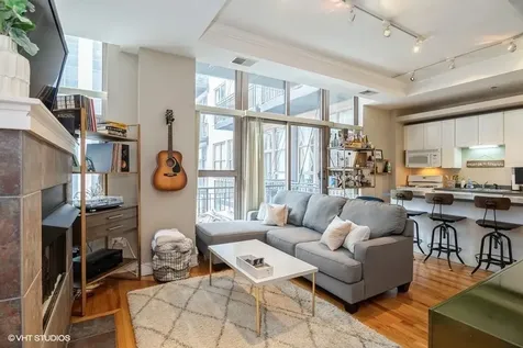 212 West Washington Street Chicago IL 60606