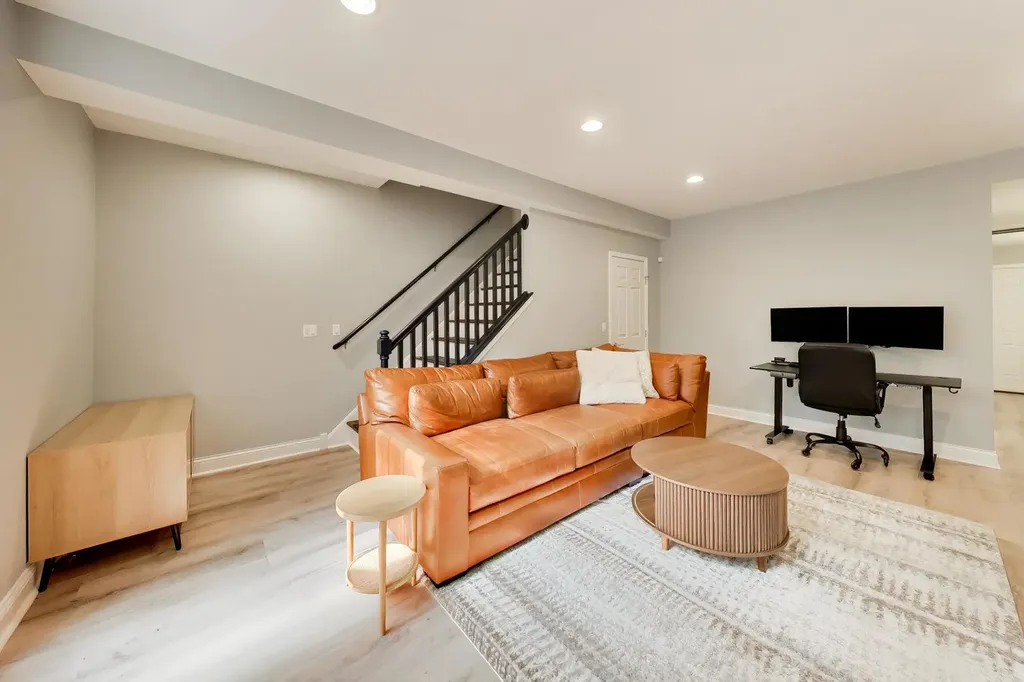 3507 North Reta Avenue Chicago IL 60657