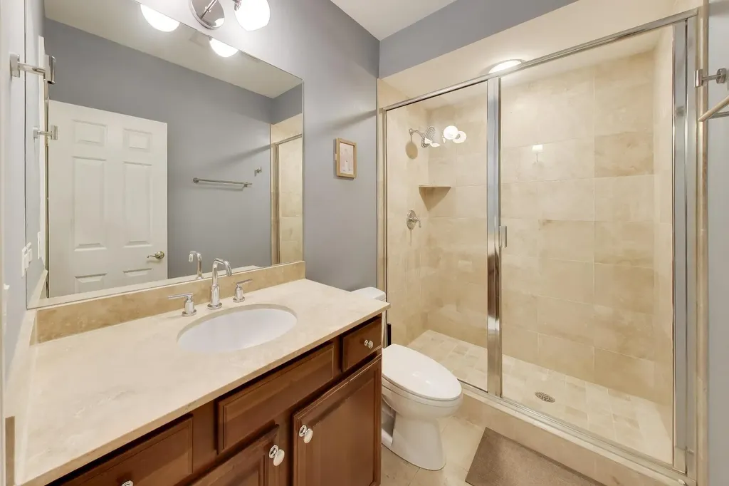 3507 North Reta Avenue Chicago IL 60657