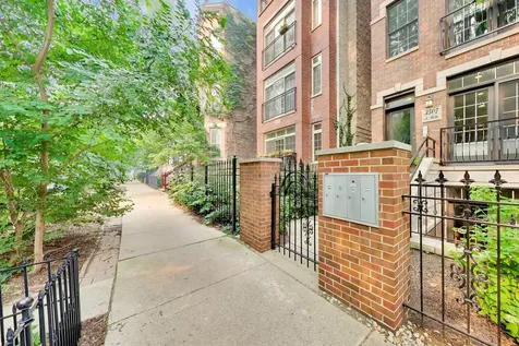 3507 North Reta Avenue Chicago IL 60657