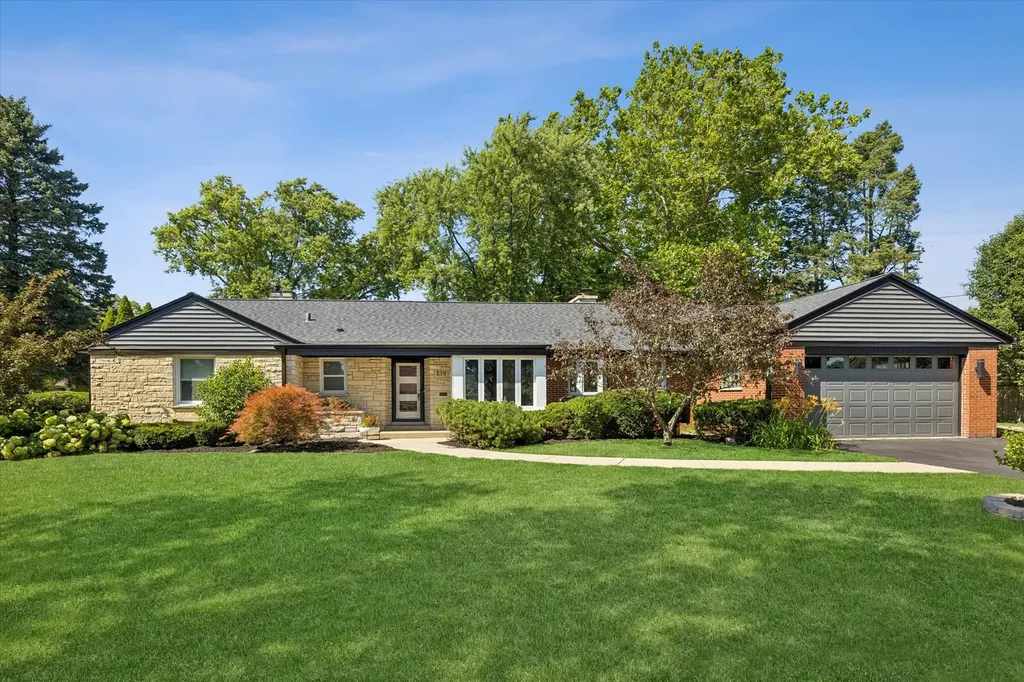 519 South Main Street Mount Prospect IL 60056