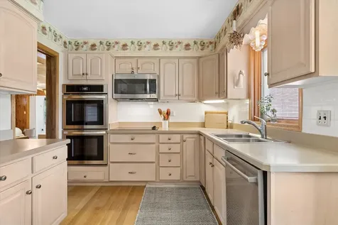 519 South Main Street Mount Prospect IL 60056
