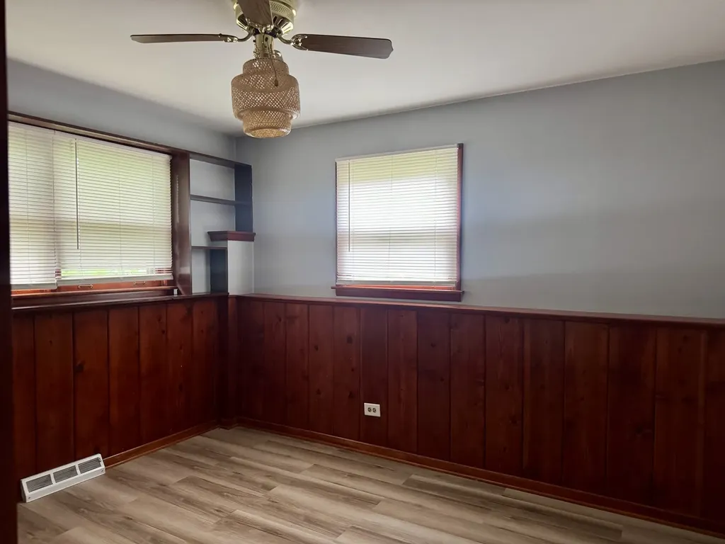 5341 Grand Avenue Downers Grove IL 60515