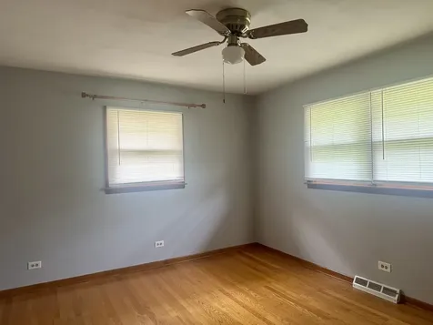 5341 Grand Avenue Downers Grove IL 60515