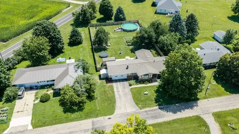 208 Pittman Court Manlius IL 61338