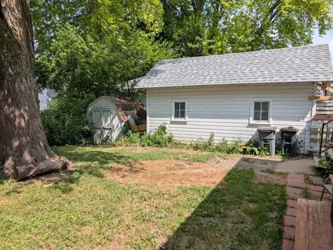 1124 South State Avenue Freeport IL 61032
