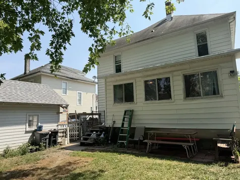 1124 South State Avenue Freeport IL 61032