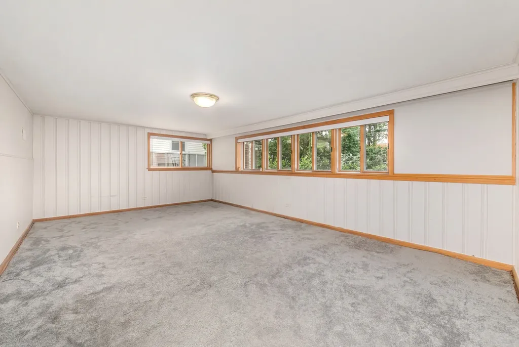 112 North Broadway Avenue Park Ridge IL 60068