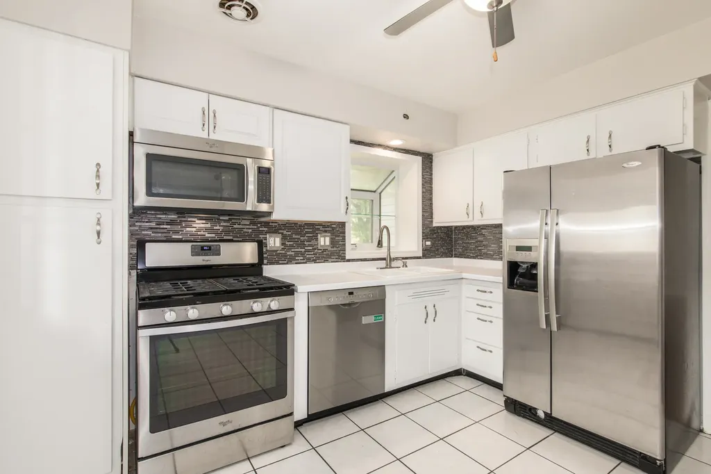 112 North Broadway Avenue Park Ridge IL 60068