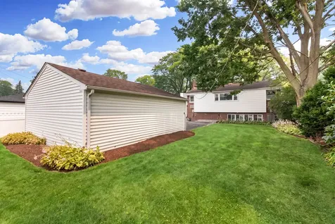 112 North Broadway Avenue Park Ridge IL 60068