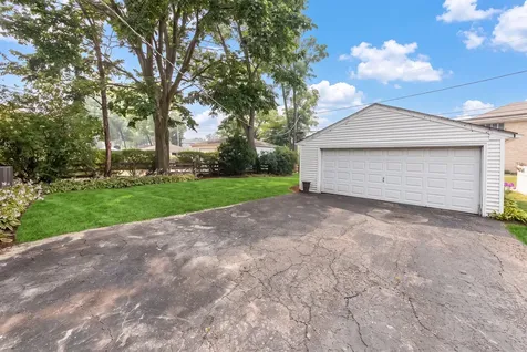 112 North Broadway Avenue Park Ridge IL 60068