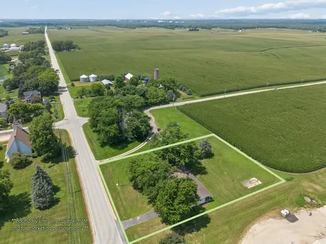 6070 Garden Plain Road Fulton IL 61252