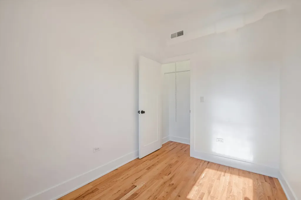 1421 West Chicago Avenue Chicago IL 60642