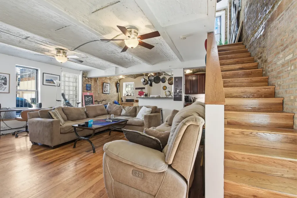 1421 West Chicago Avenue Chicago IL 60642