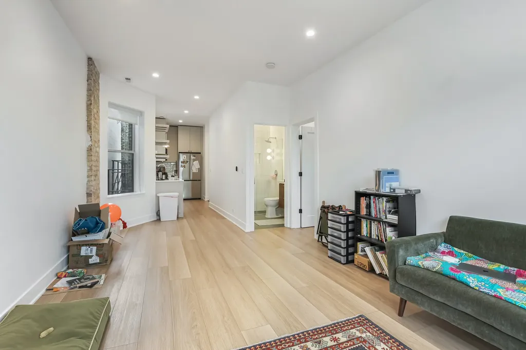 1421 West Chicago Avenue Chicago IL 60642