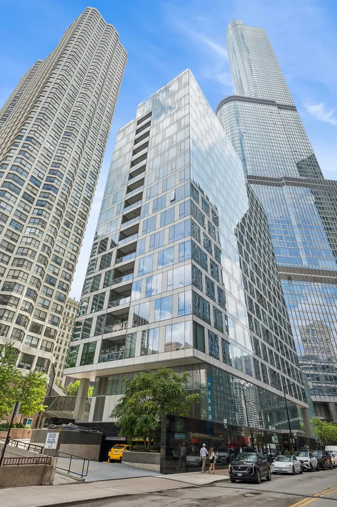 403 North Wabash Avenue Chicago IL 60611