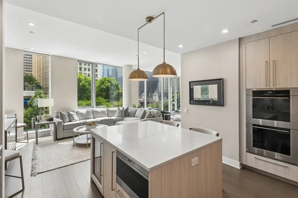 403 North Wabash Avenue Chicago IL 60611