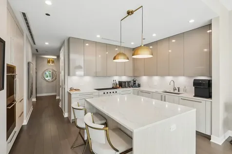 403 North Wabash Avenue Chicago IL 60611