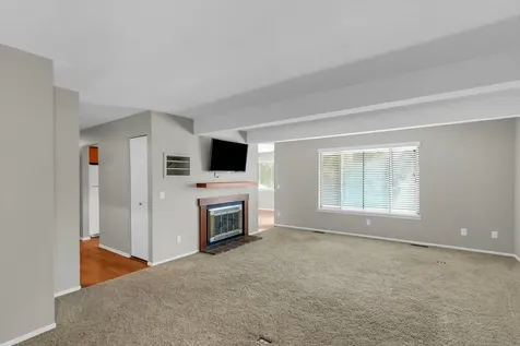 2138 Harbortown Circle Champaign IL 61821